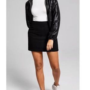 NWT - And Now This Women’s Black Seamed Skirt - Medium
